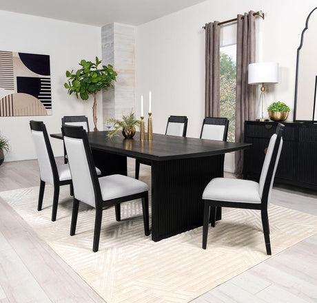 Brookmead - Rectangular Dining Set With 18" Removable Extension Leaf