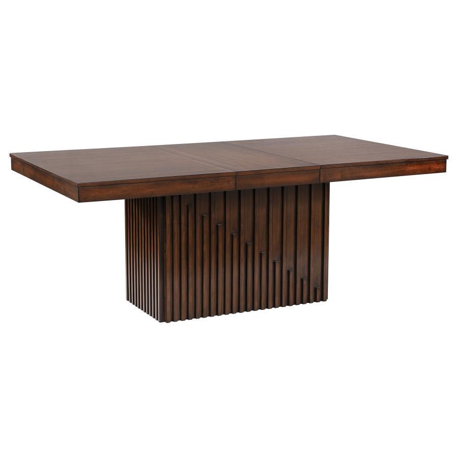 Briarwood - Juego de comedor rectangular con extensión extraíble