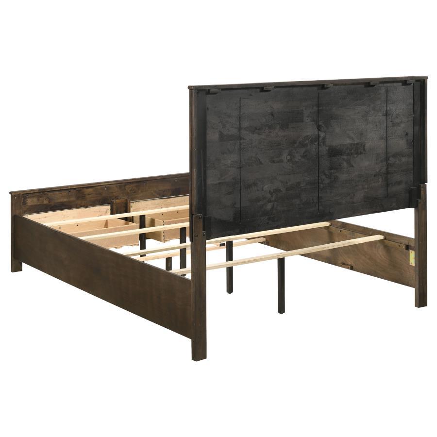 Woodmont - Platform Bedroom Set