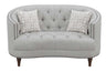 Avonlea - Loveseat tapizado con brazo inclinado